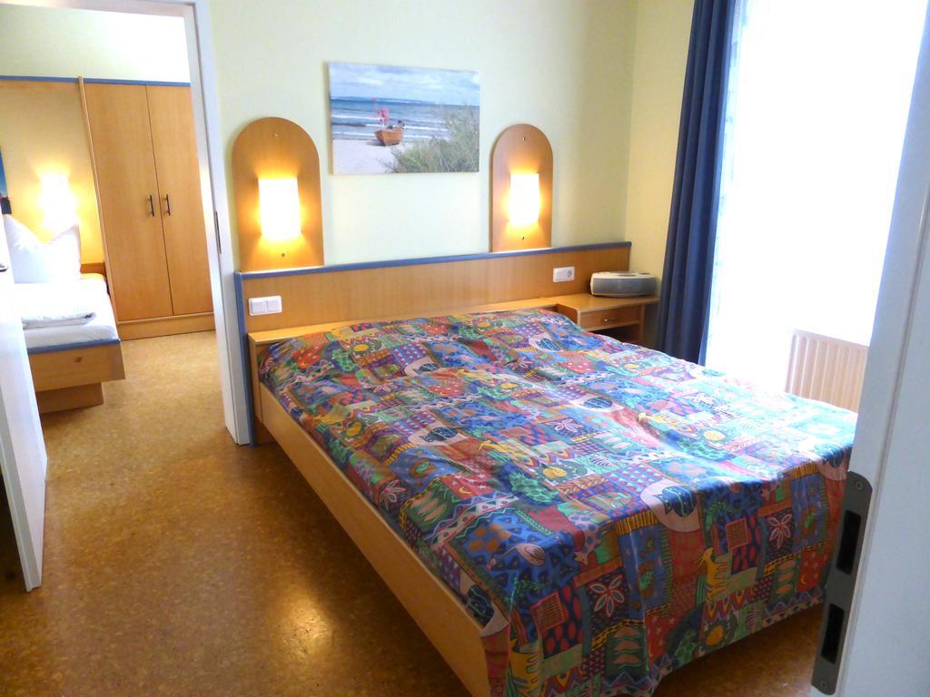 Strandlaeufer Im Haus Strelasund Binz Buitenkant foto